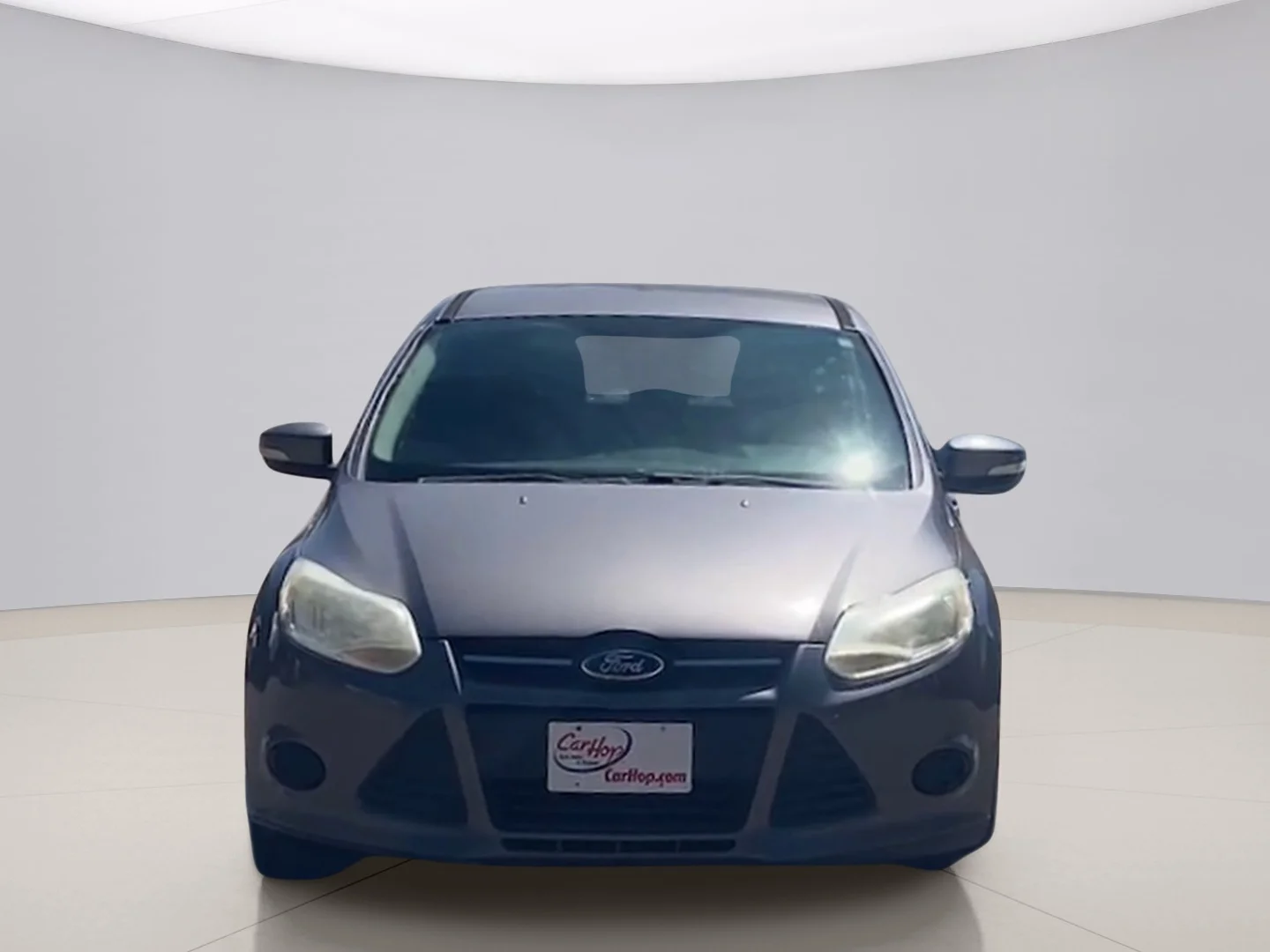 Used 2014 Grey Ford SE image 8