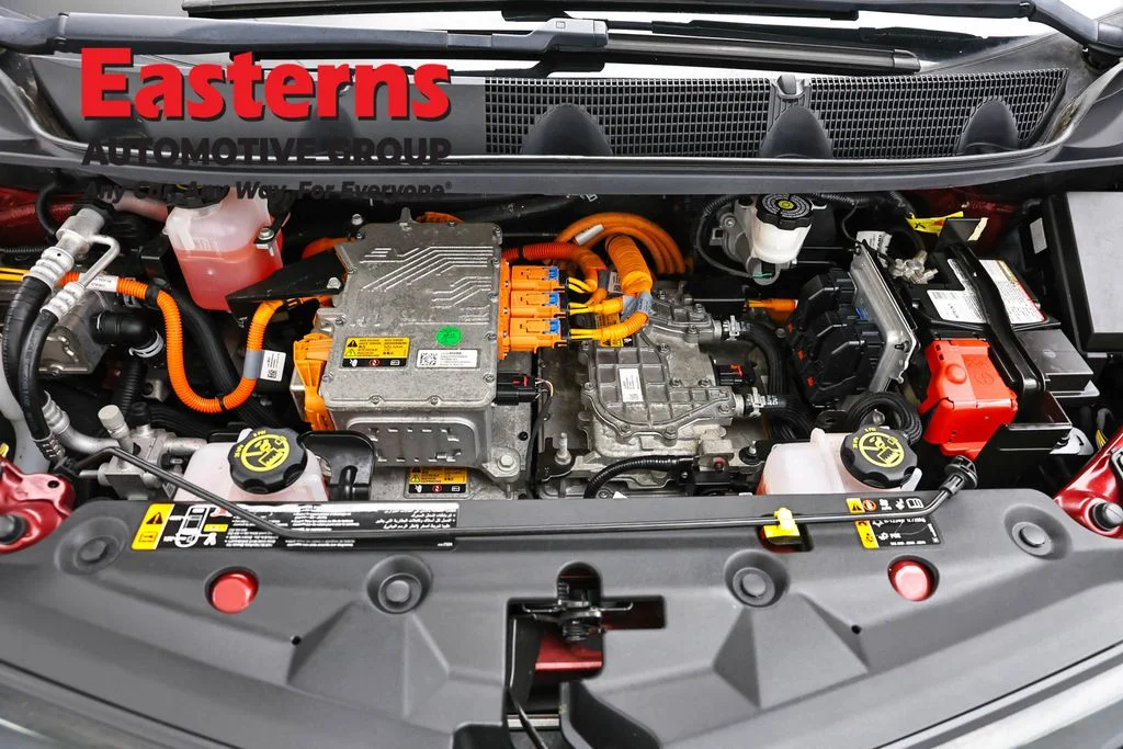 Used 2018 Red Chevrolet Premier image 7