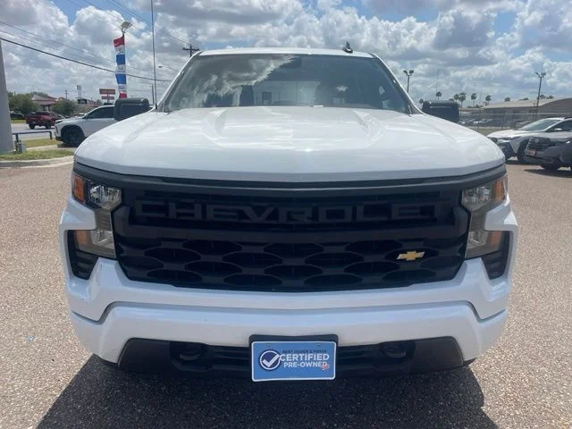 Used 2025 White Chevrolet Custom image 2