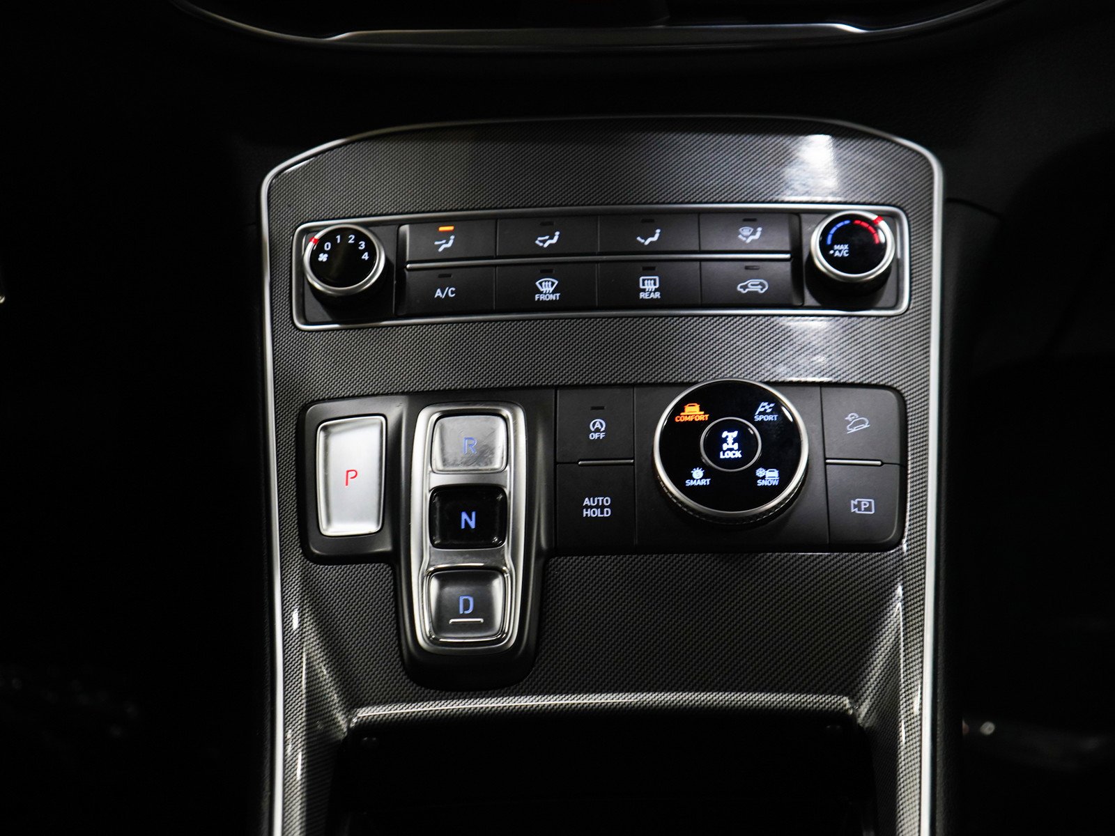 2023 Hyundai Santa Fe SE - Photo 16
