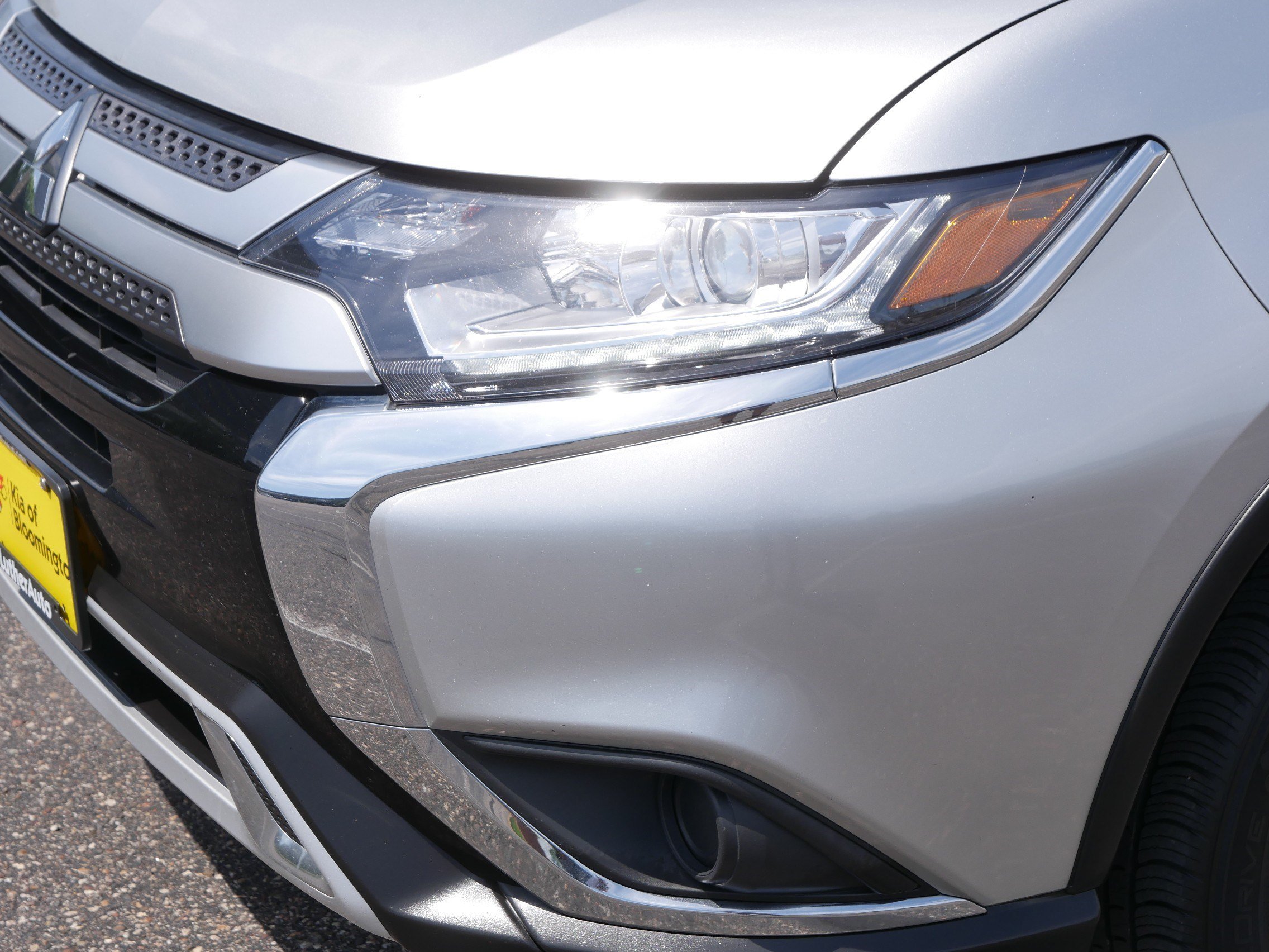 Used 2020 Alloy Silver Metallic Mitsubishi ES image 16