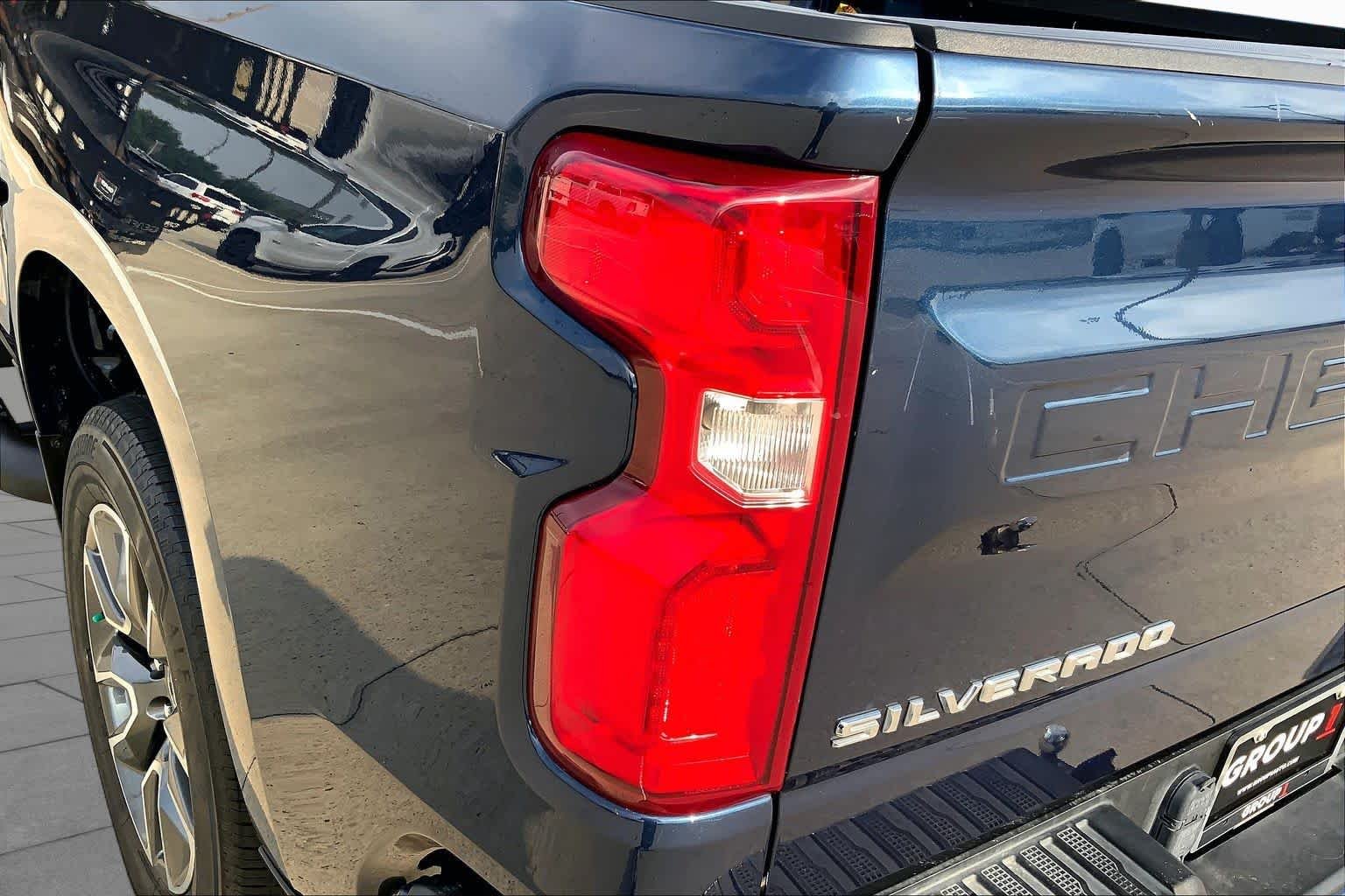 Used 2023 Northsky Blue Metallic Chevrolet RST image 27
