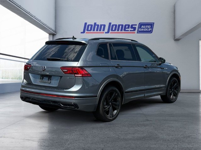 Used 2024 Gray Volkswagen 2.0T SE R-Line Black image 6