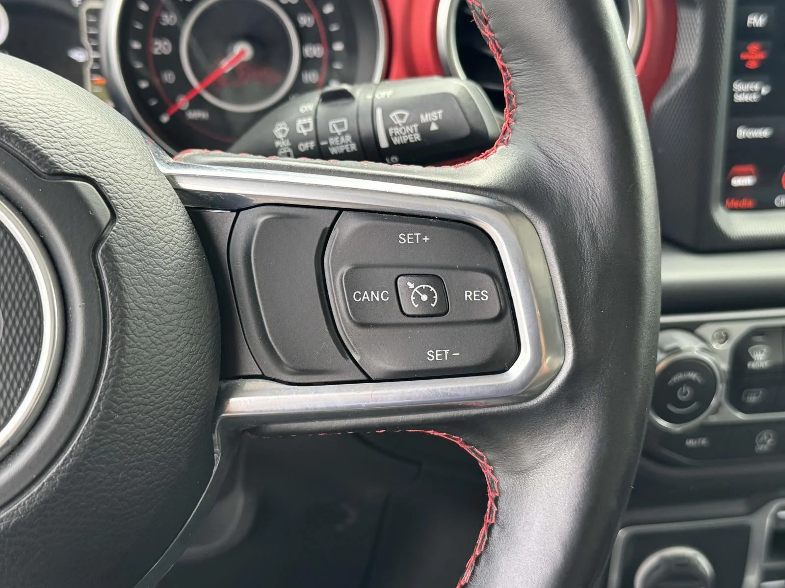 Used 2020 Bright White Clearcoat Jeep Rubicon image 11