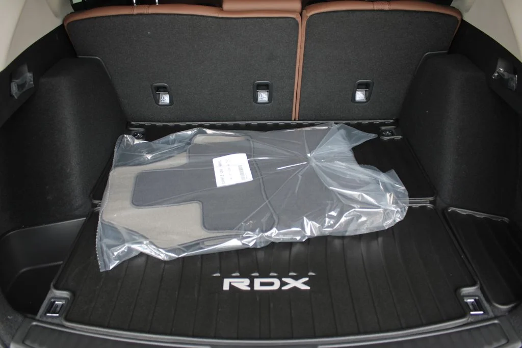 New 2026 Platinum White Pearl Acura Technology Package image 14