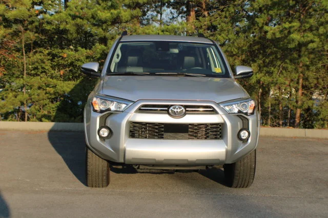 Used 2020 Classic Silver Metallic Toyota SR5 Premium image 16
