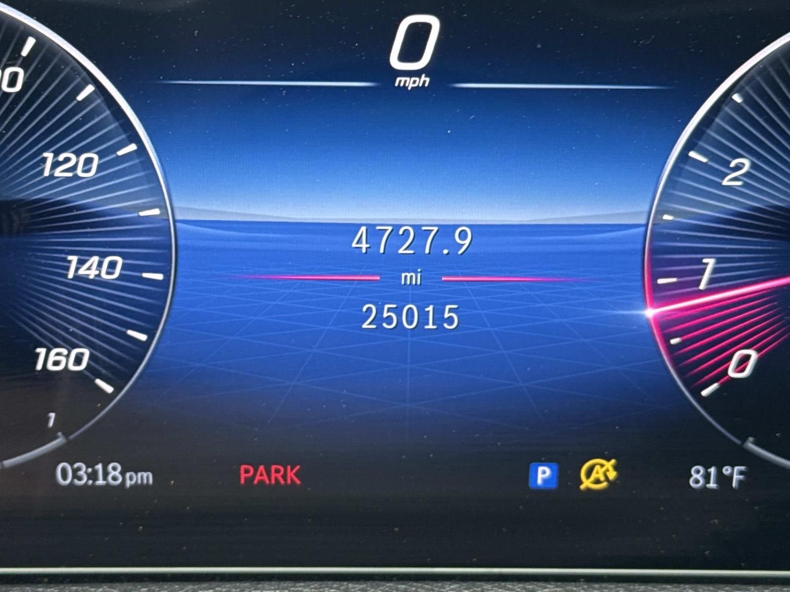 Certified Used 2025 Black Mercedes-Benz GLB 250 image 27