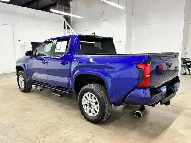 Certified Used 2025 BLUE CRUSH METALLIC Toyota  image 5