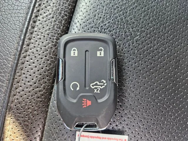 Used 2020 Summit White GMC Denali image 29