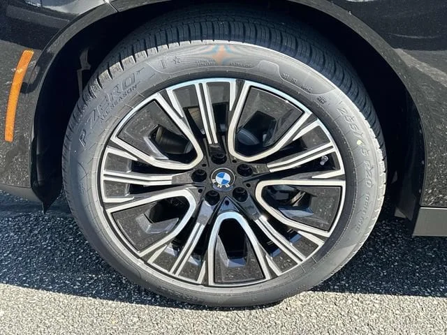 New 2026 Black Sapphire BMW 30 xDrive image 7