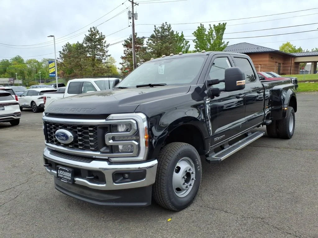 New 2026 Agate Black Metallic Ford F-350® XLT image 3