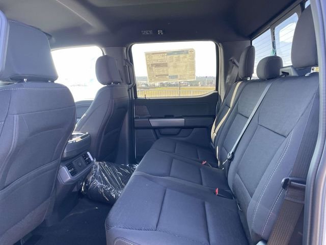 New 2026 Oxford White Ford XLT image 6