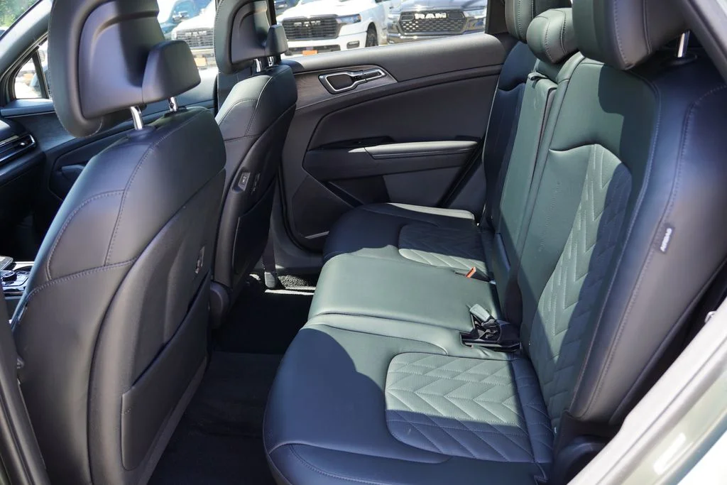 Certified Used 2024 Jungle Green Kia X-Line image 17
