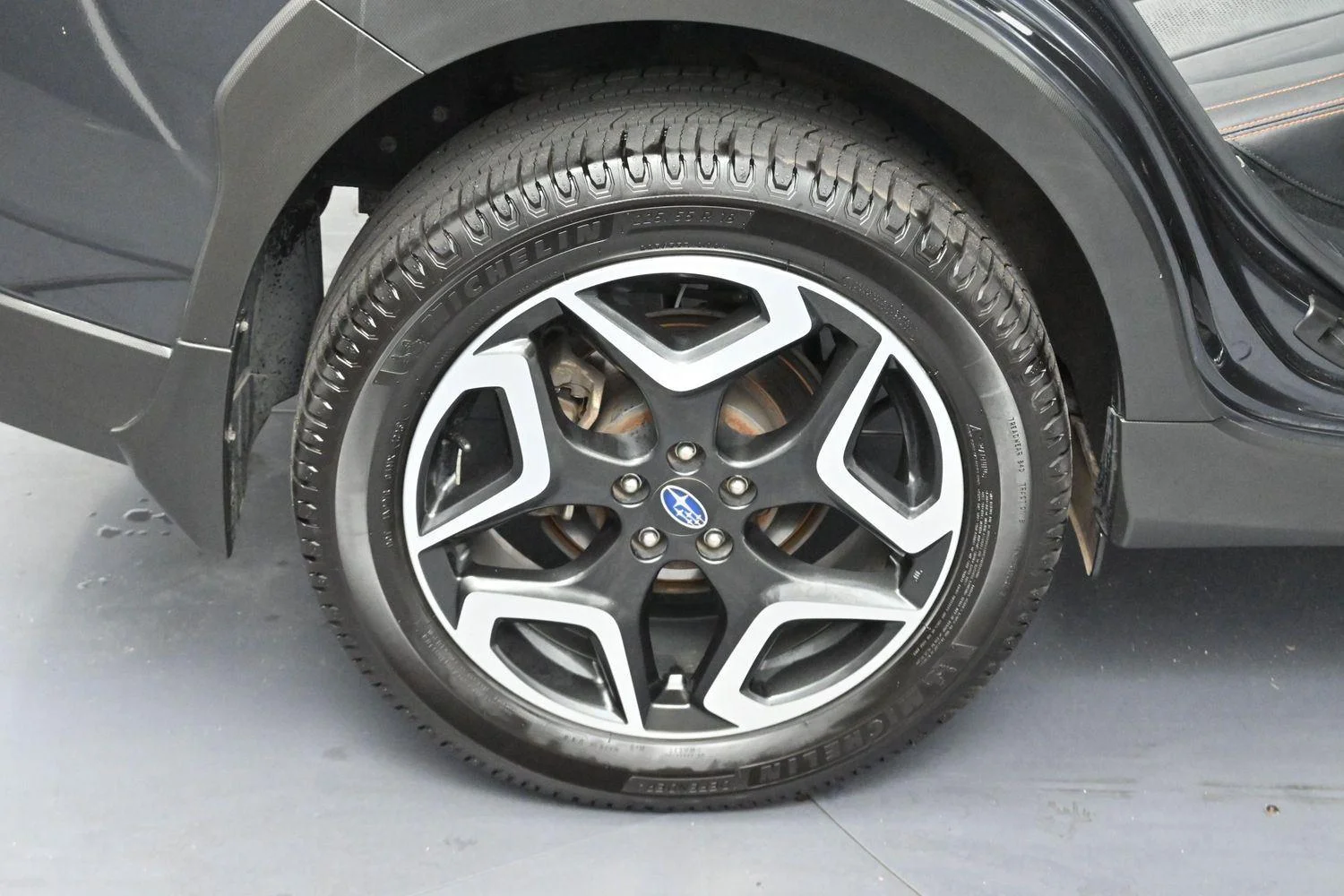 Used 2019 Dark Gray Metallic Subaru Limited image 36