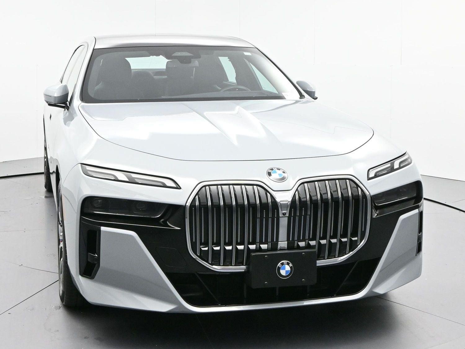 Used 2024 Brooklyn Grey Metallic BMW 740i xDrive image 2