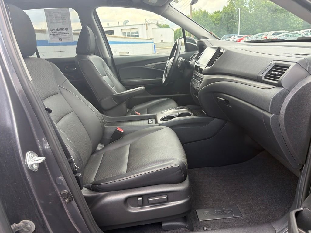Certified Used 2022 Modern Steel Metallic Honda RTL-E image 24