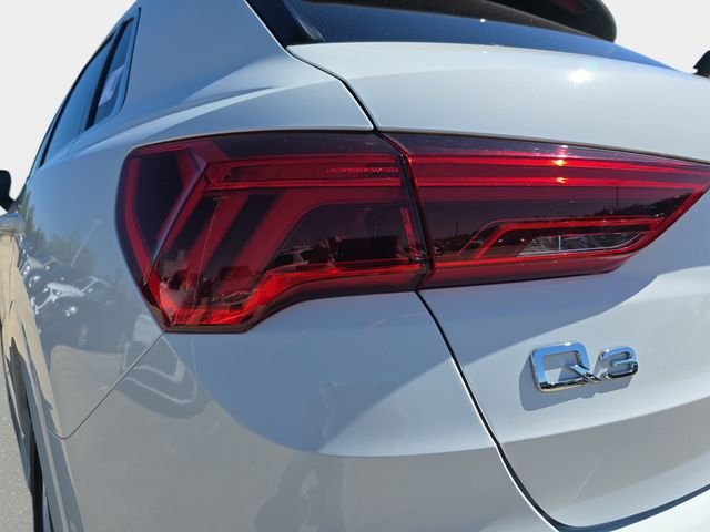 Used 2021 White Audi Premium image 37