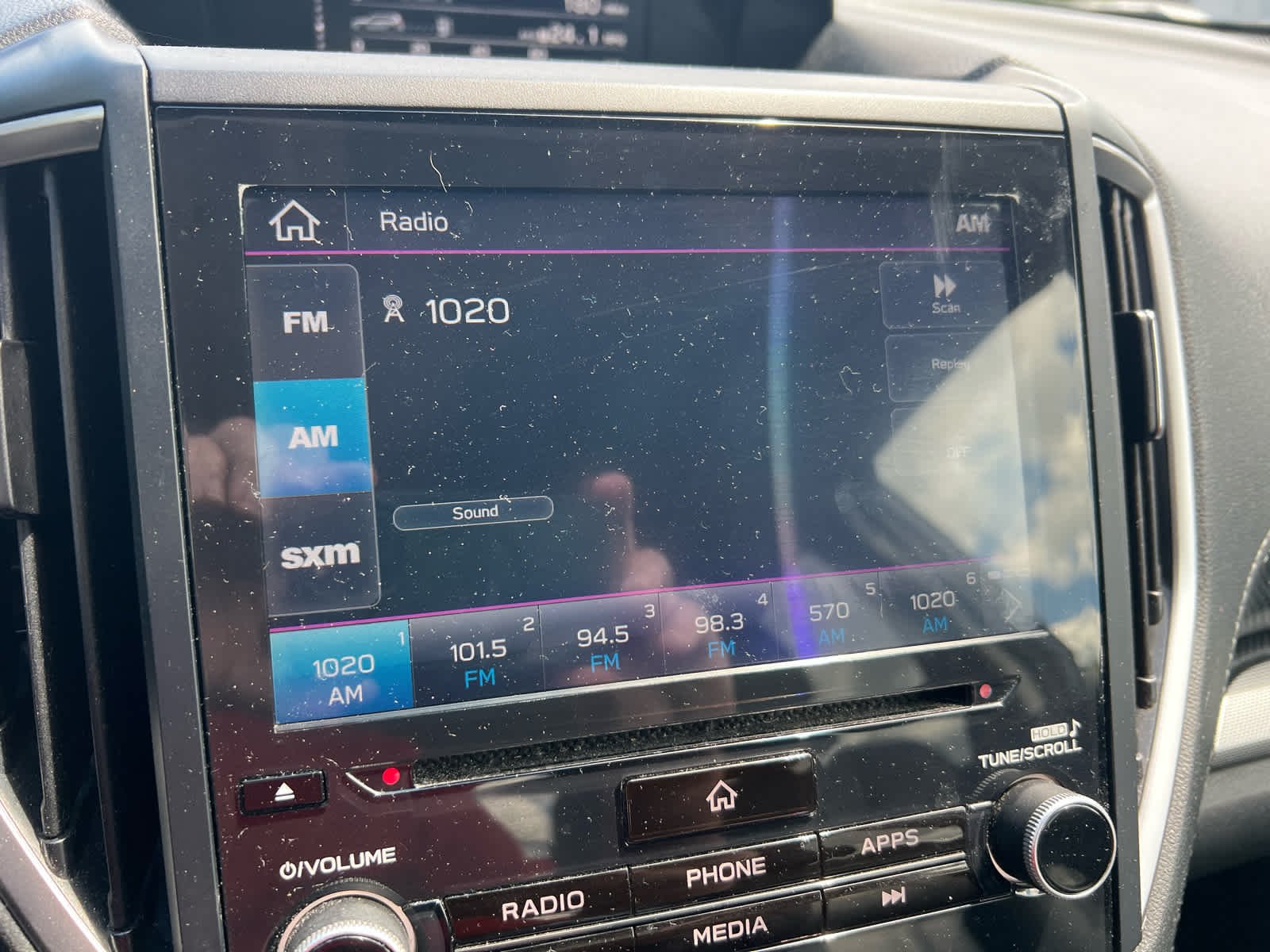 Used 2019 Dark Gray Metallic Subaru Limited image 12