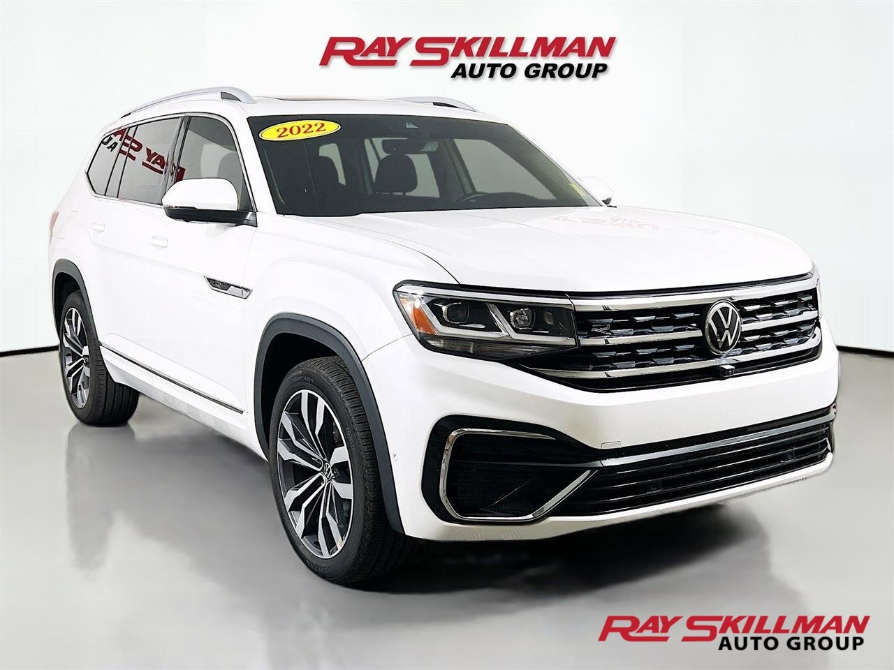 Used 2022 White Volkswagen 3.6L V6 SEL PRE image 1