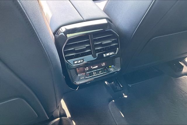 2025 BMW iX 50 - Photo 24