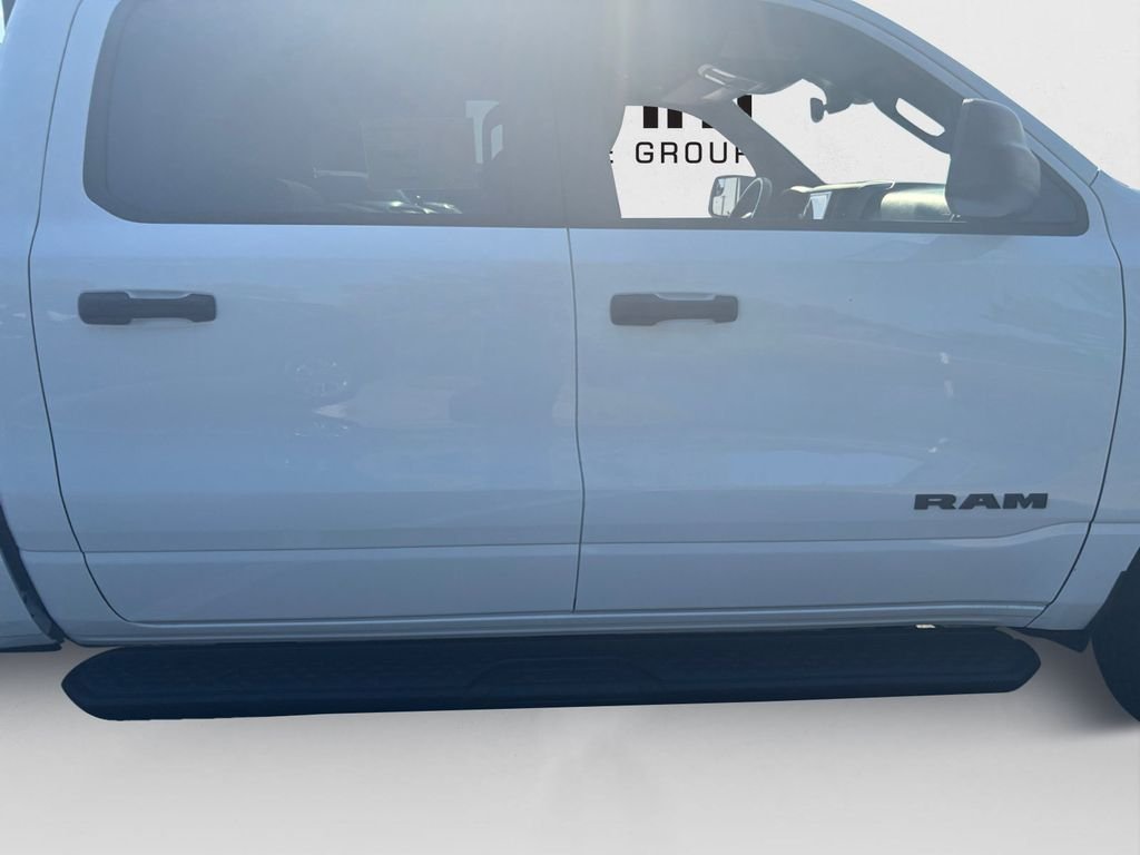 New 2026 Bright White Clear-Coat Exterior Paint RAM Tradesman image 18