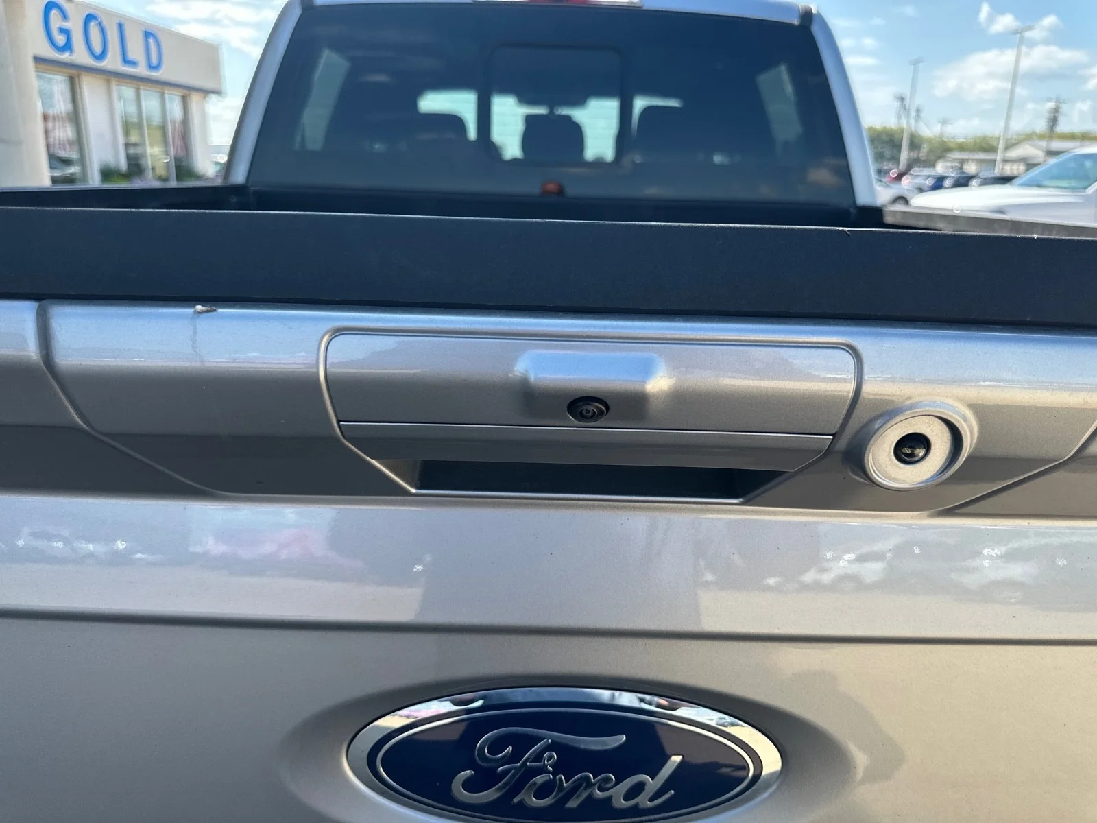 Used 2022 Iconic Silver Metallic Ford XLT image 16