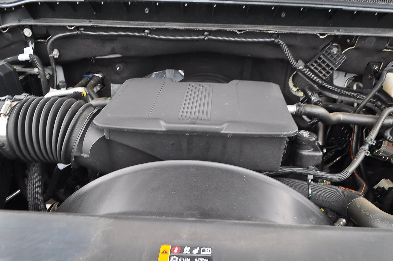 Used 2024 Summit White Chevrolet Work Truck image 34