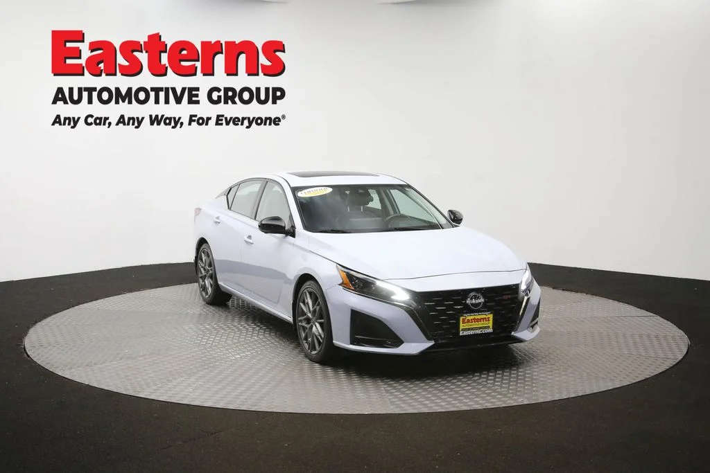 Used 2023 Gray Nissan 2.0 SR image 51