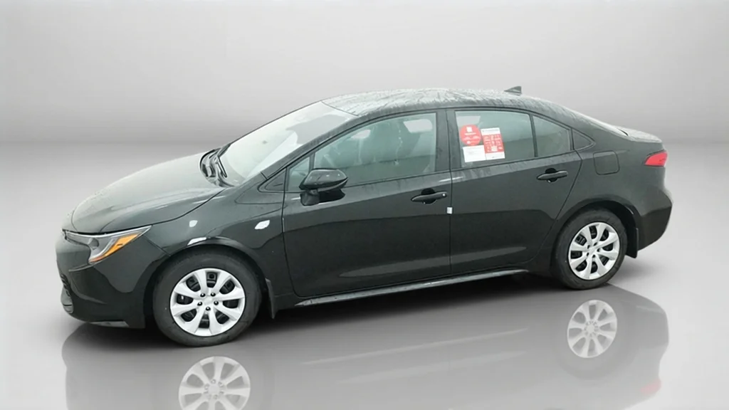 New 2027 Inked Toyota LE image 4