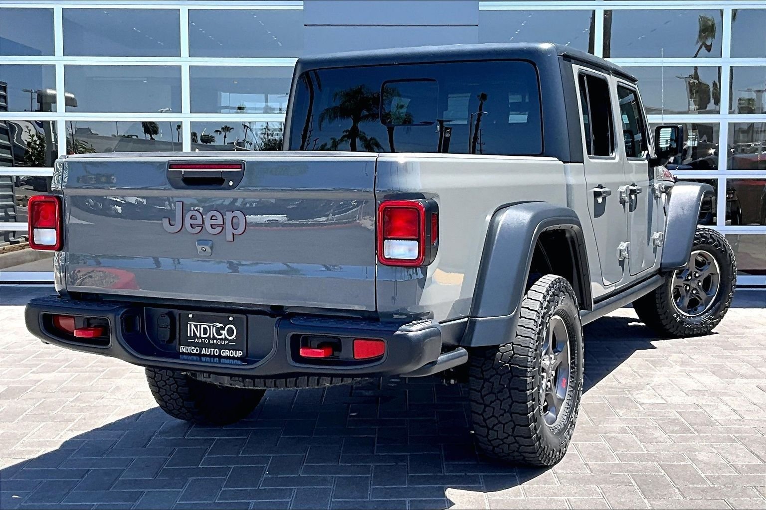 Used 2021 Gray Jeep Rubicon image 13