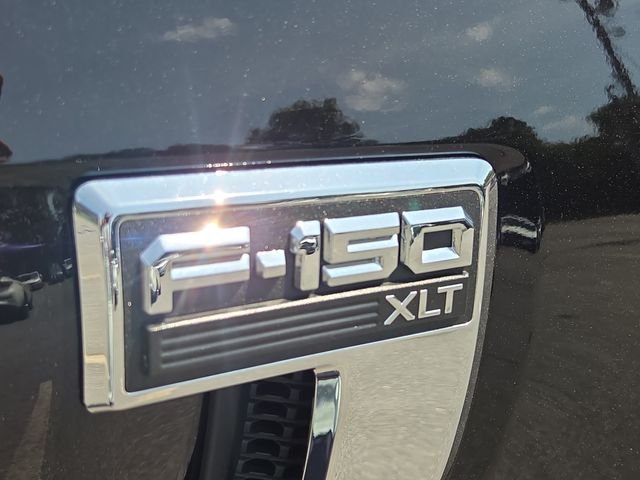 Used 2025 Black Metallic Ford XLT image 5