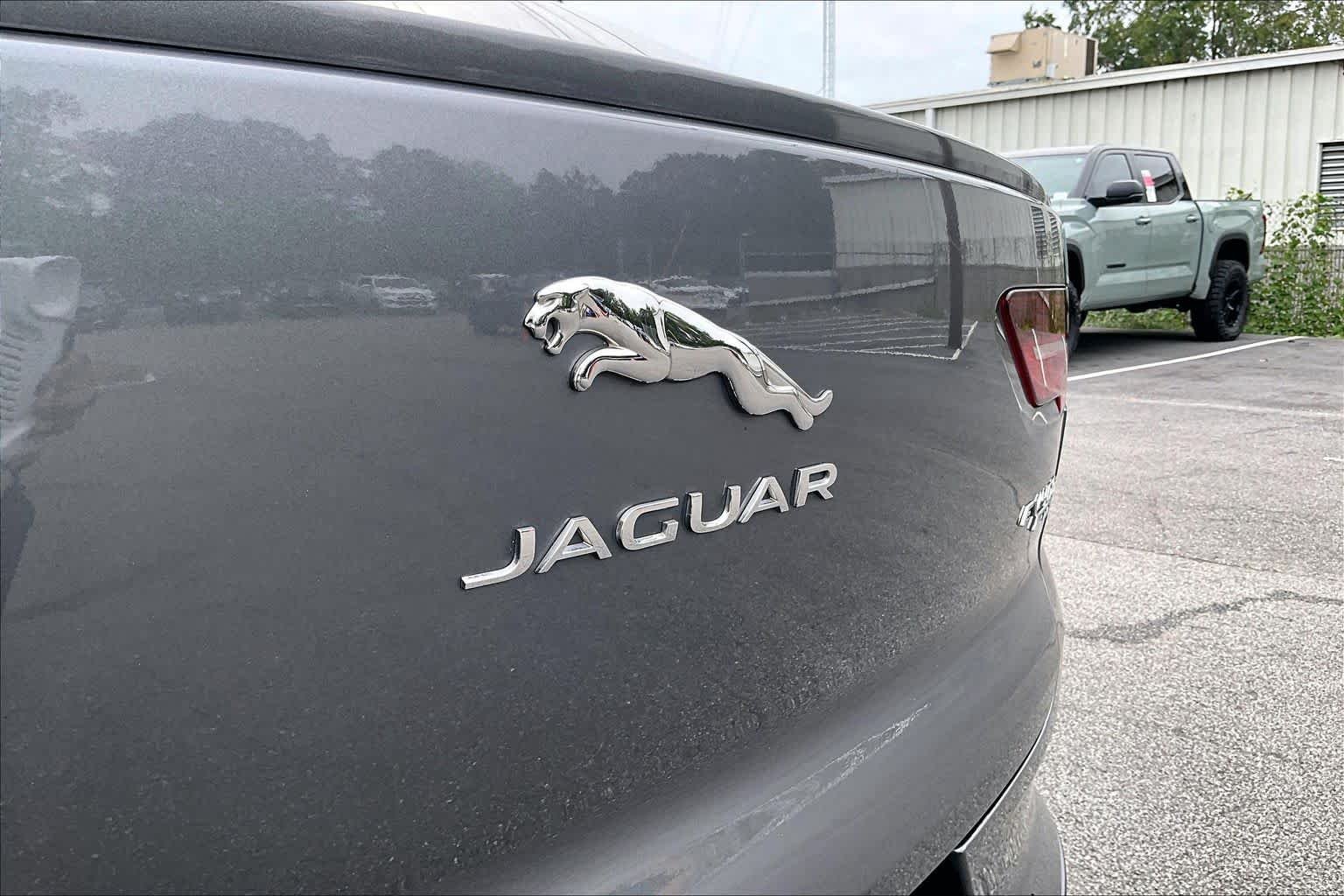 Used 2020 Corris Grey Metallic Jaguar HSE image 60