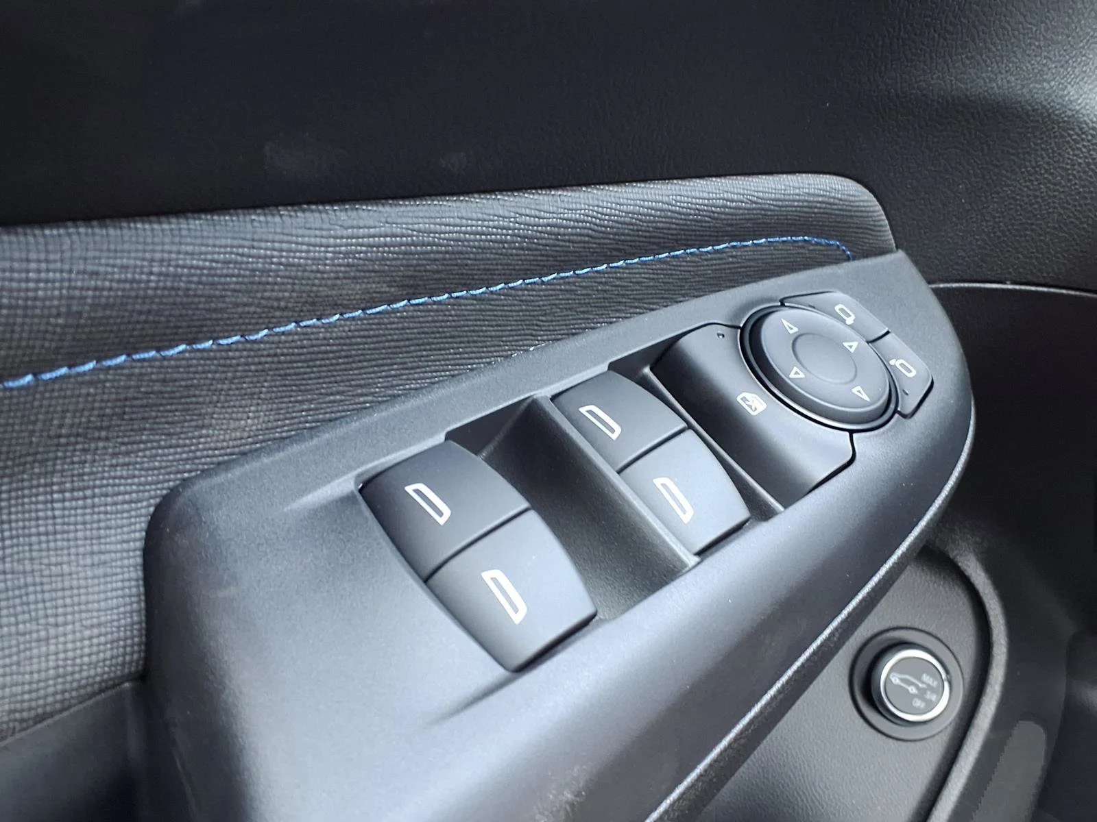 2026 Buick Envista Sport Touring - Photo 15