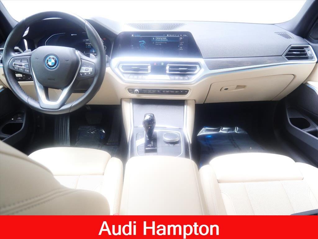 Used 2022 Mineral Grey Metallic BMW 330e xDrive image 22