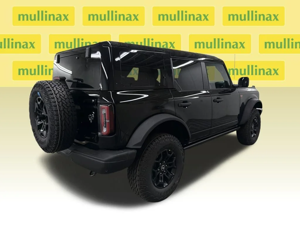 New 2026 Black Ford Badlands image 3