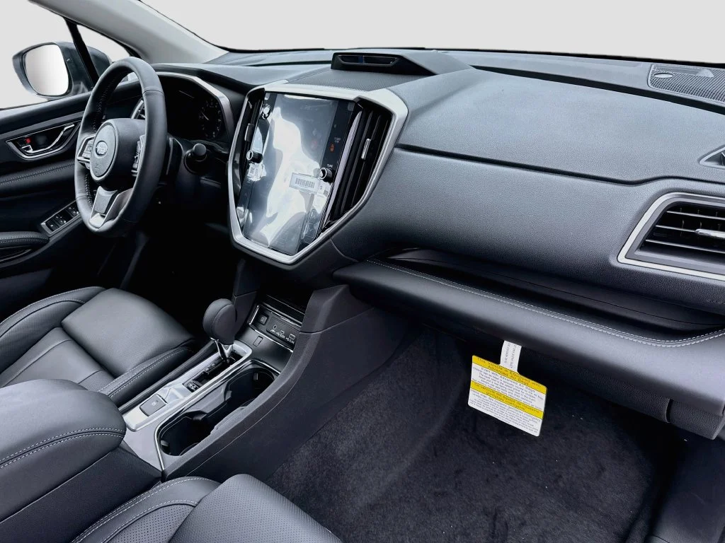 New 2027 White Subaru Limited image 39