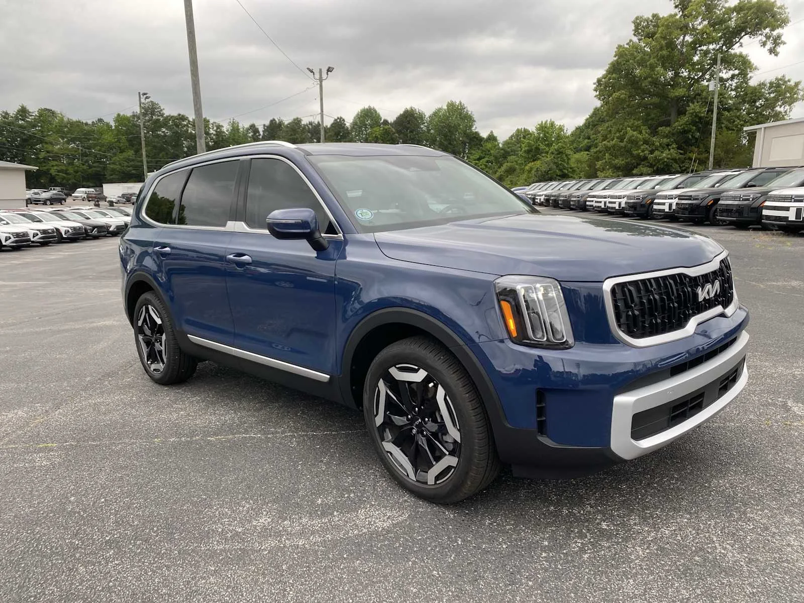 2025 Kia Telluride EX FWD's photo