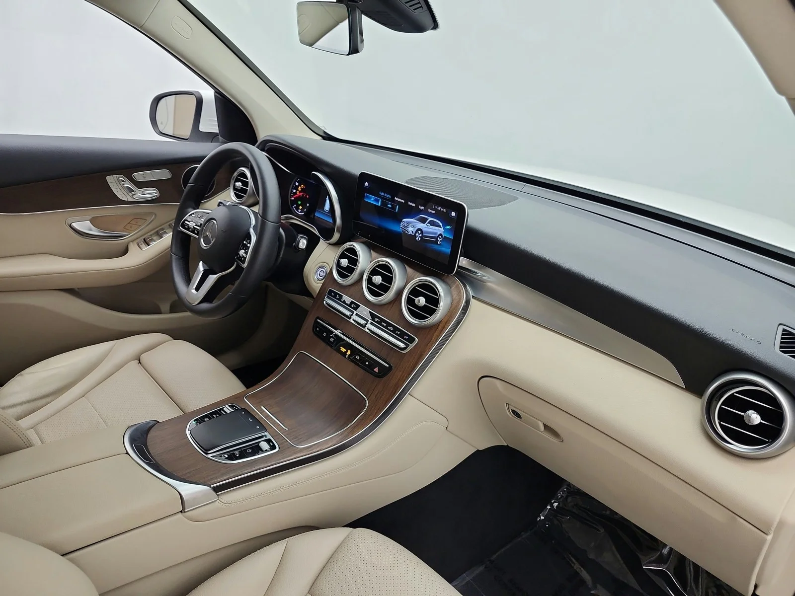 Used 2021 Polar White Mercedes-Benz GLC 300 image 18