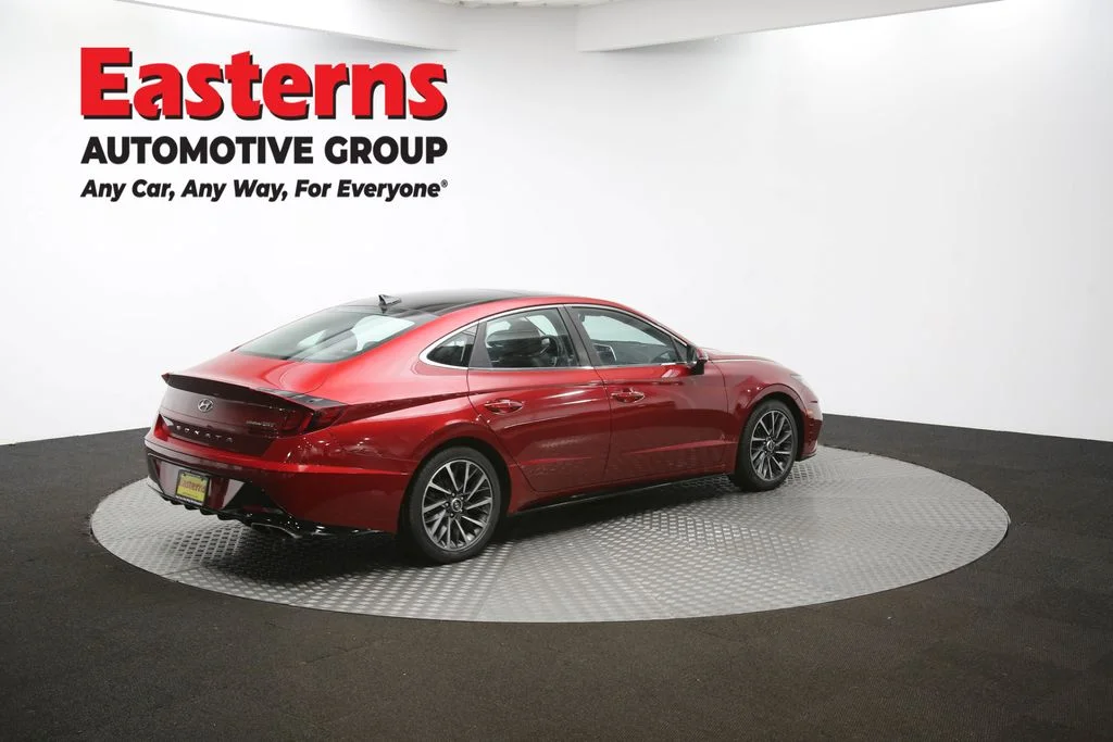 Used 2023 Red Hyundai Limited image 39
