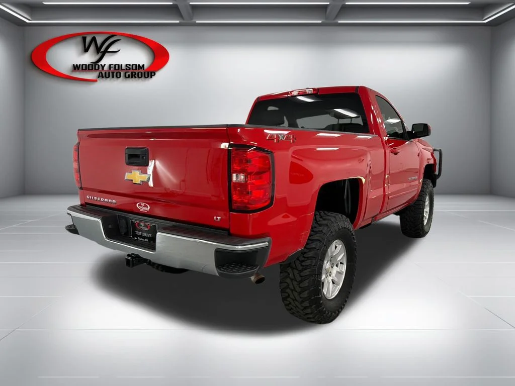 Used 2018 Red Chevrolet LT image 6