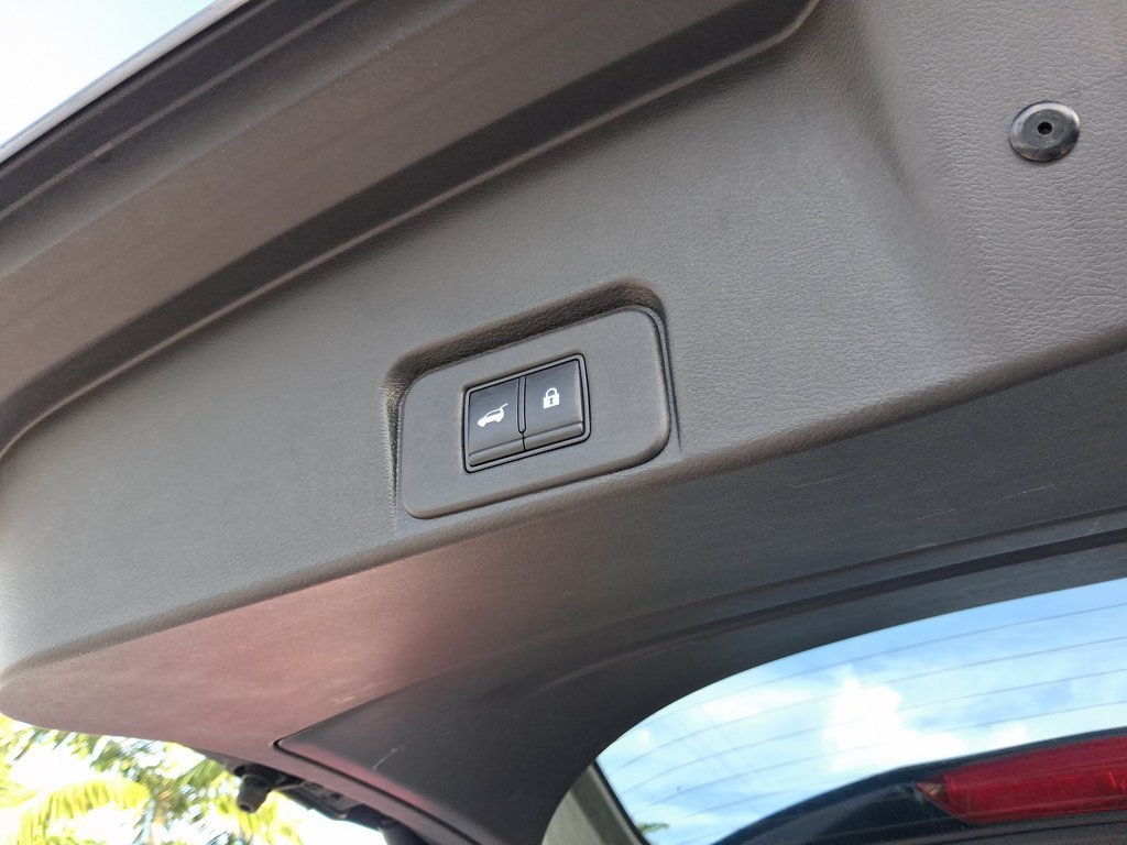 Certified Used 2021 Gray Nissan SL image 14