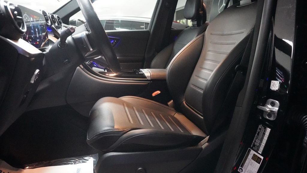 Certified Used 2023 Black Mercedes-Benz GLC 300 image 26