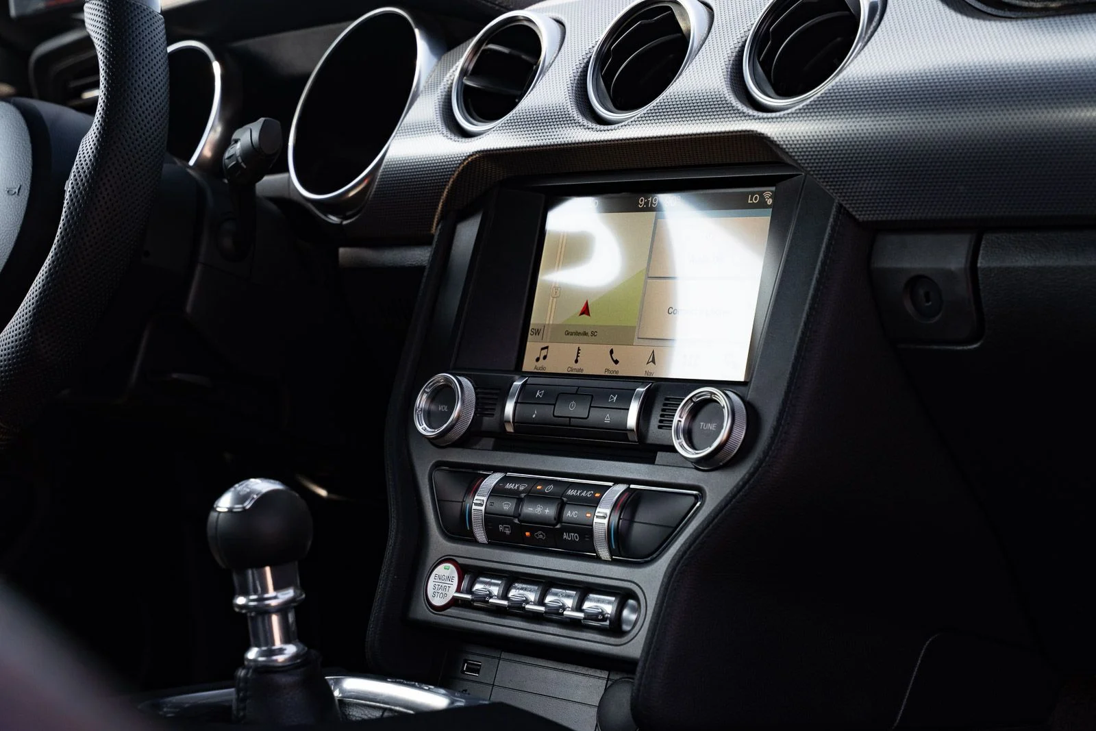 Used 2018 Black Ford GT image 16