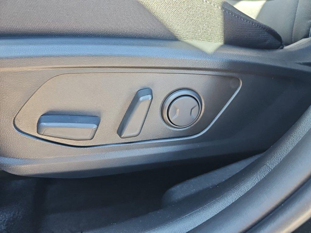 New 2026 Black Hyundai SEL Plus AWD image 14