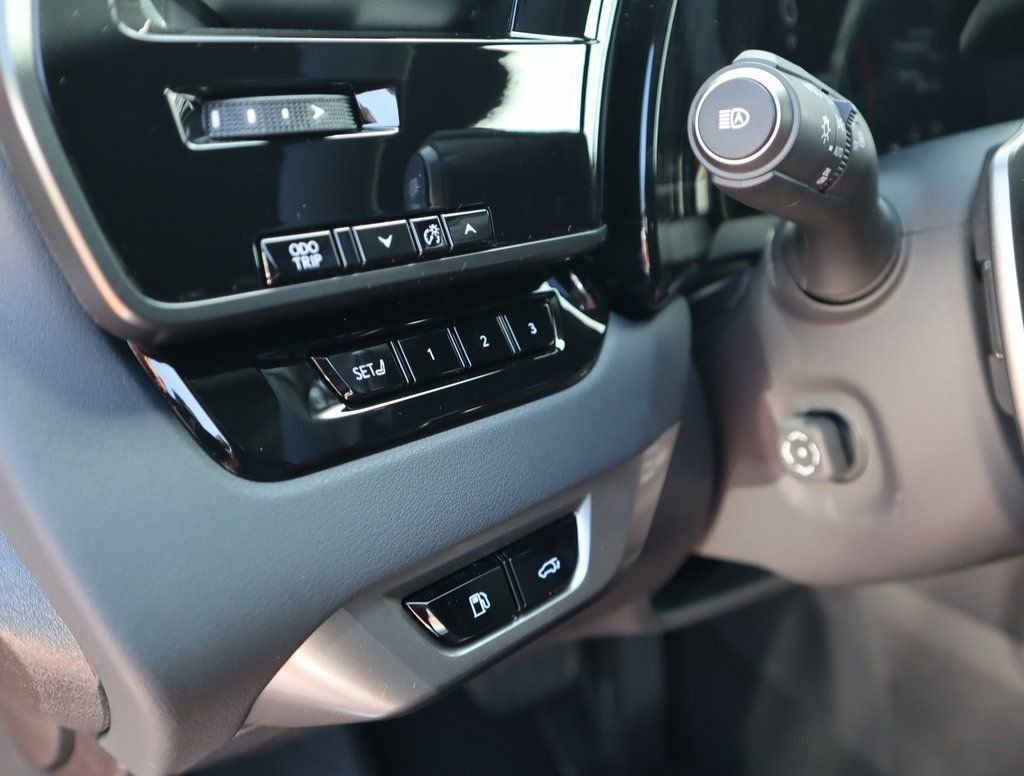 2025 Lexus RX 350 - Photo 22