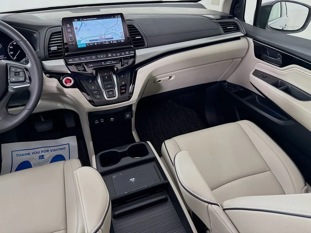 Certified Used 2026 Silver Honda Touring image 32