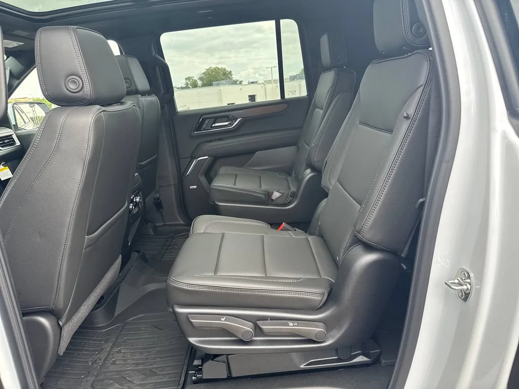 2026 GMC Yukon XL Denali - Photo 25