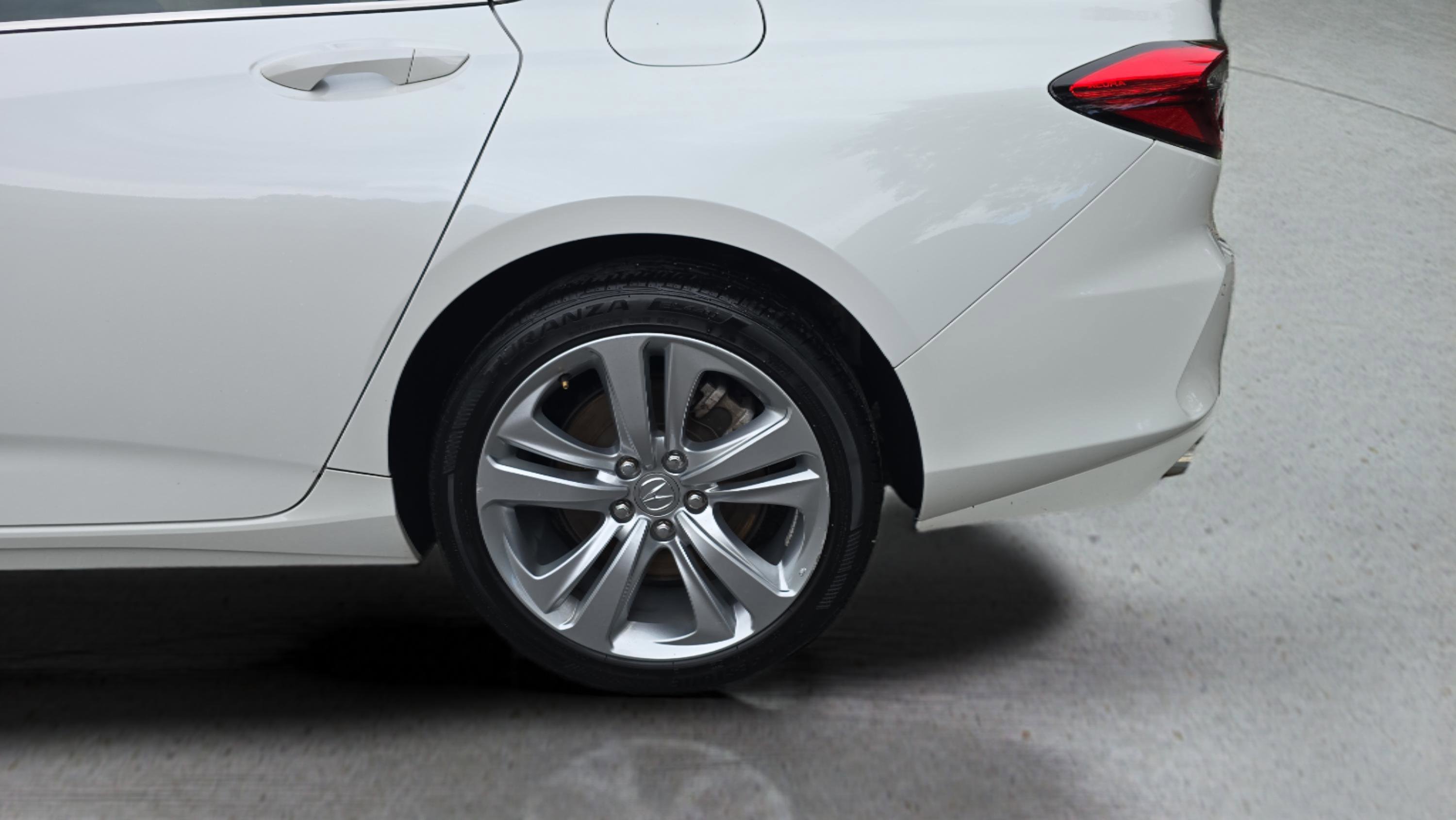 Certified Used 2023 Platinum White Pearl Acura w/Technology Package image 29