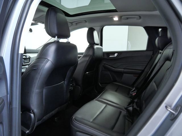 Certified Used 2022  Ford SEL image 13