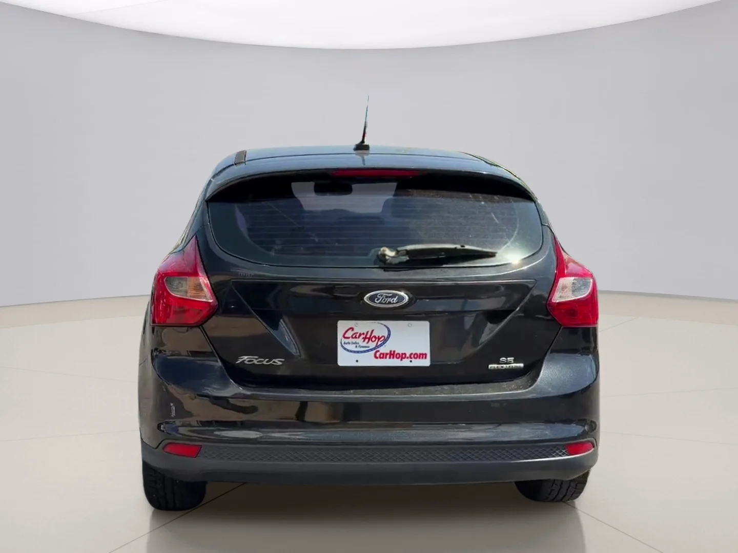 Used 2013 Black Ford SE HATCH image 4